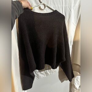 Aritzia Babaton cropped sweater